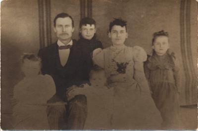 W.P. Ward Jr. and Julia A. Gantt Family c. 1897